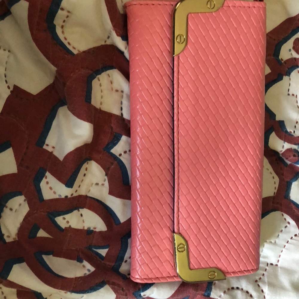 Pink wristlet, WILL NEGOTIATE PRICE